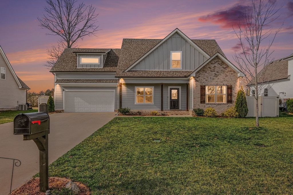 123 Macaw Ln, La Vergne, TN 37086