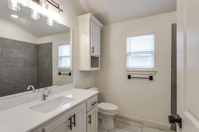2405 Crystal Creek Drive, Yukon, OK 73099