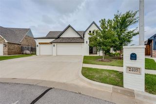 2405 Crystal Creek Drive, Yukon, OK 73099