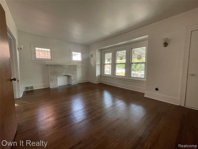 2492 Glendale Street, Detroit, MI 48238