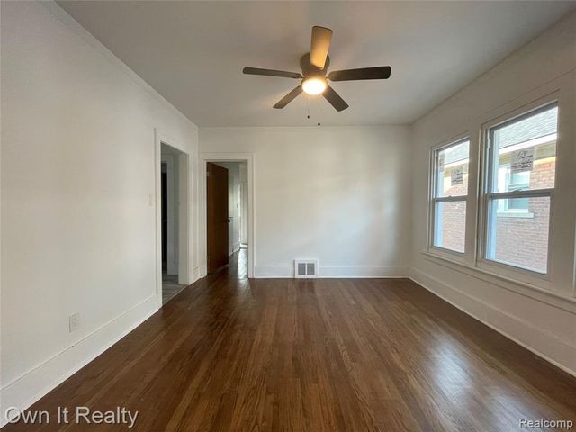 2492 Glendale Street, Detroit, MI 48238