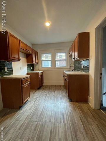 2492 Glendale Street, Detroit, MI 48238