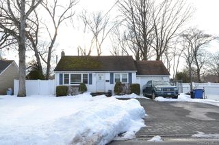 1362 Ackerson Boulevard, Bay Shore, NY 11706