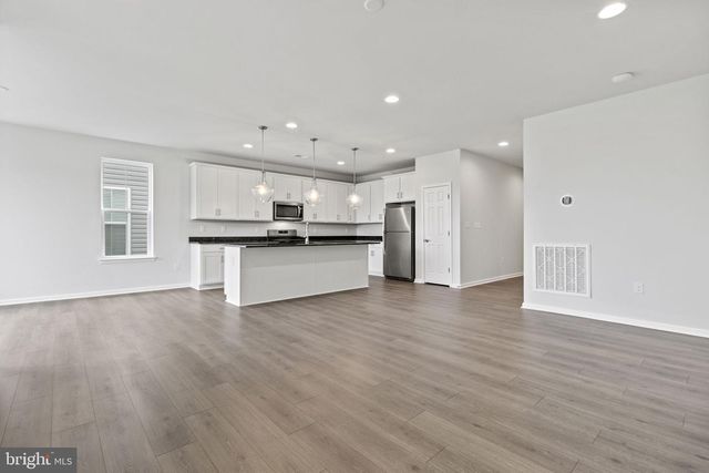 747 ROYAL VIEW DR, Bridgeville, DE 19933