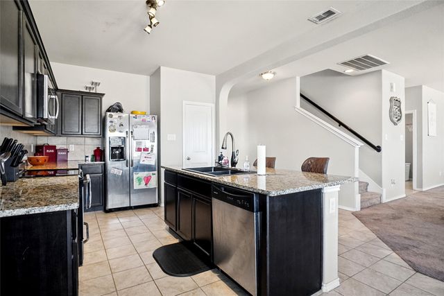 322 Chestnut Lane, Ponder, TX 76259