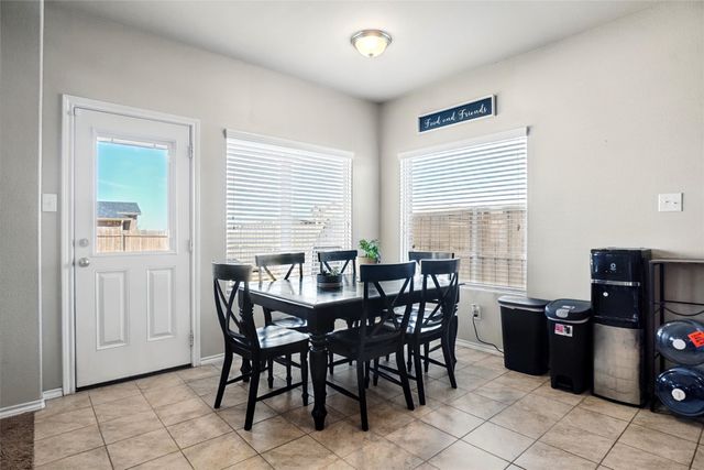 322 Chestnut Lane, Ponder, TX 76259