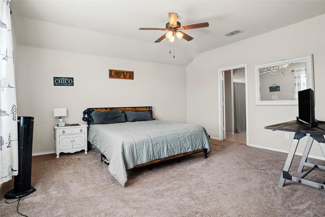 322 Chestnut Lane, Ponder, TX 76259