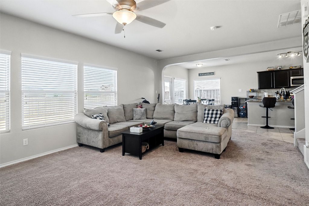 322 Chestnut Lane, Ponder, TX 76259 — photo 5