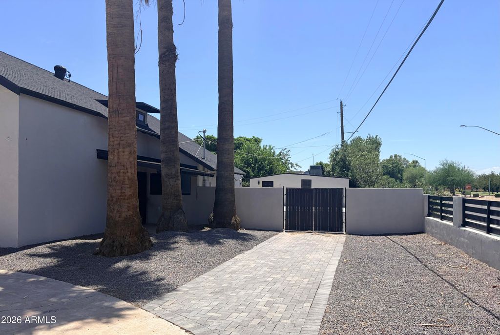 753 W 6TH Drive, Mesa, AZ 85210 — photo 4