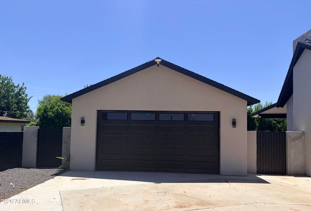 753 W 6TH Drive, Mesa, AZ 85210 — photo 5