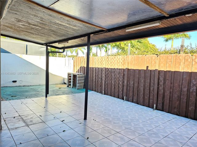 4907 SW 137th Ct, Miami, FL 33175