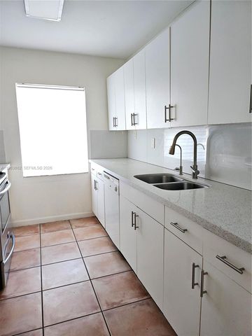 4907 SW 137th Ct, Miami, FL 33175