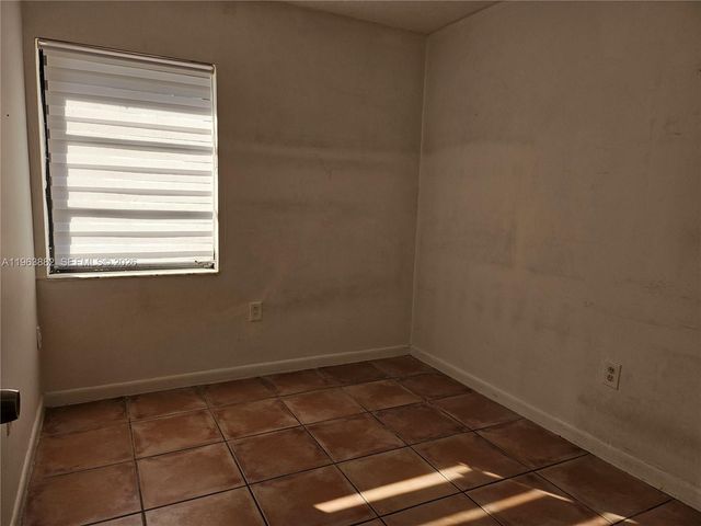 4907 SW 137th Ct, Miami, FL 33175