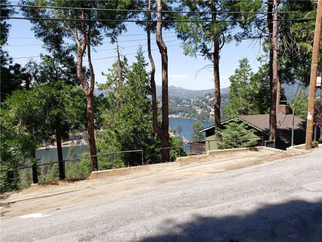 24240 Bernard, Crestline, CA 92325
