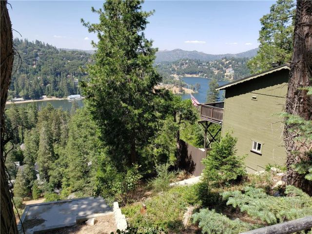 24240 Bernard, Crestline, CA 92325