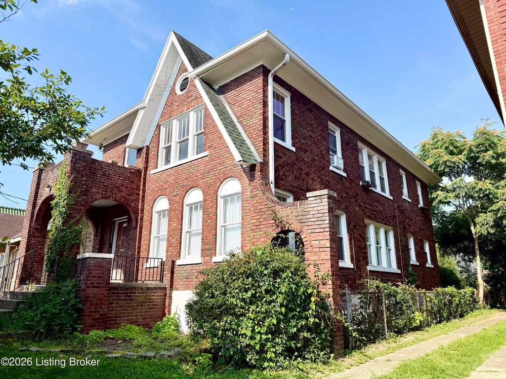 668 Lindell Ave 2, Louisville, KY 40211