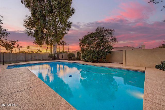 2428 E Cairo Drive, Tempe, AZ 85282