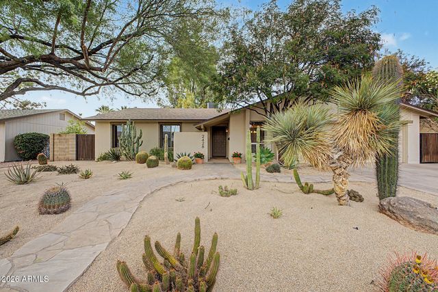 2428 E Cairo Drive, Tempe, AZ 85282