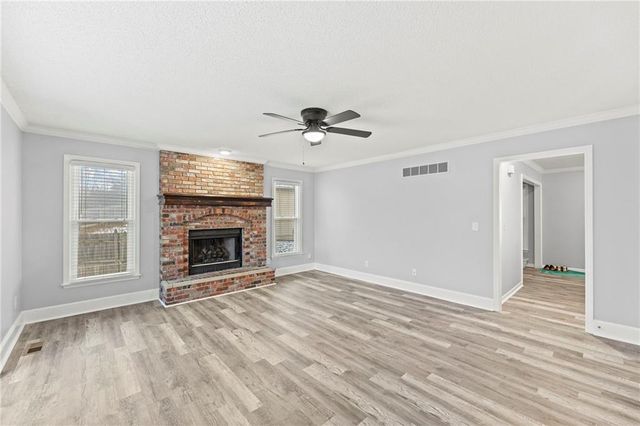3715 SW Kimstin Circle, Blue Springs, MO 64015
