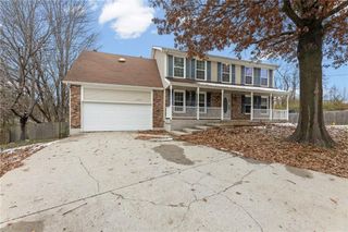 3715 SW Kimstin Circle, Blue Springs, MO 64015