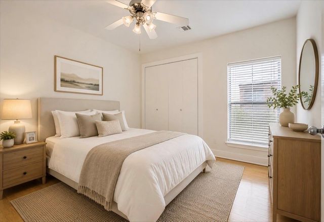 5830 Larkin Street, Houston, TX 77007
