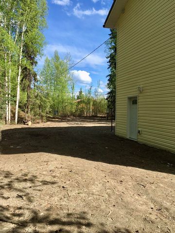 2490 SCHUTZEN STREET, North Pole, AK 99705