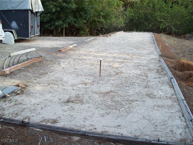 19790 Burgundy Farms RD, Estero, FL 33928