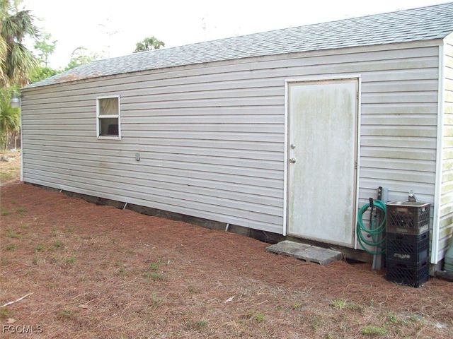 19790 Burgundy Farms RD, Estero, FL 33928