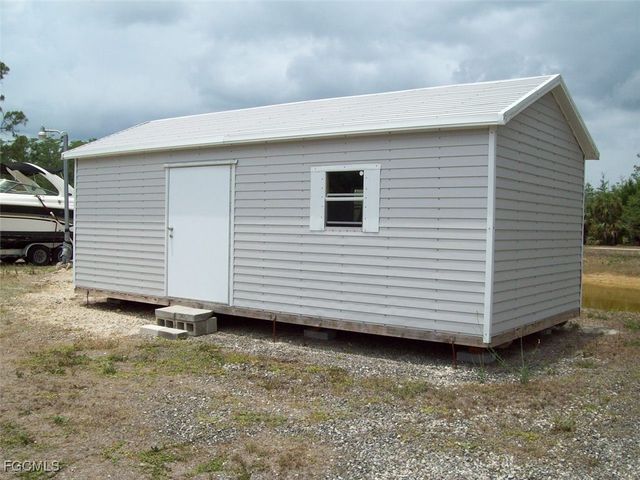 19790 Burgundy Farms RD, Estero, FL 33928