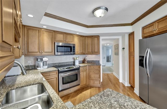 4551 Gulf Shore BLVD N 505, Naples, FL 34103