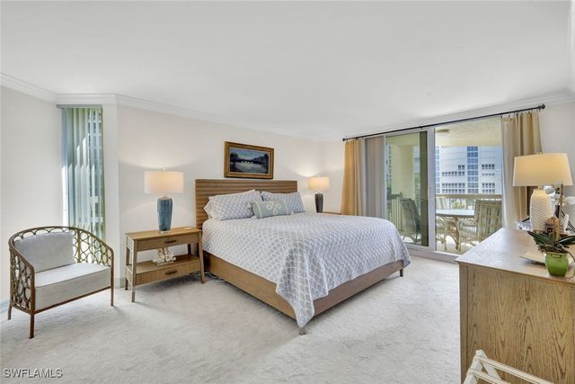 4551 Gulf Shore BLVD N 505, Naples, FL 34103