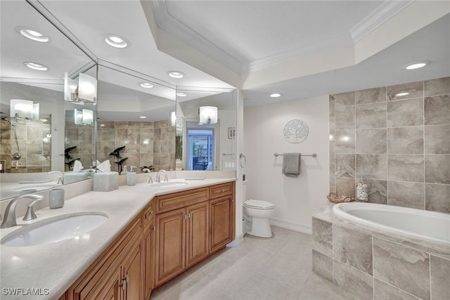 4551 Gulf Shore BLVD N 505, Naples, FL 34103