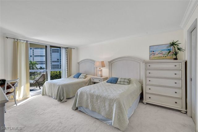 4551 Gulf Shore BLVD N 505, Naples, FL 34103