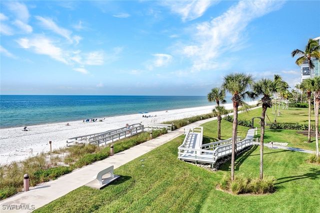 4551 Gulf Shore BLVD N 505, Naples, FL 34103