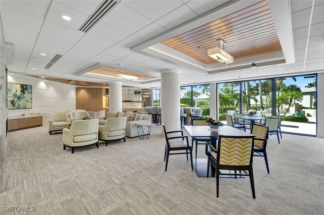 4551 Gulf Shore BLVD N 505, Naples, FL 34103