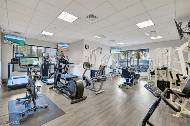 4551 Gulf Shore BLVD N 505, Naples, FL 34103