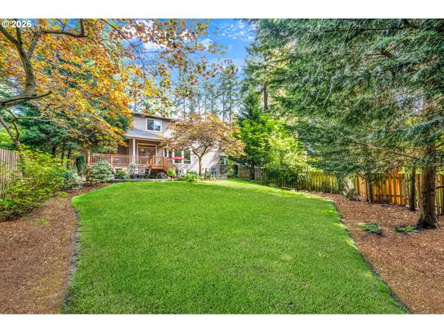 5352 WASHINGTON Ct, Lake Oswego, OR 97035