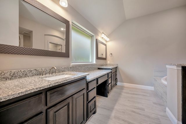 9820 Surveyor Road, Little Elm, TX 75068