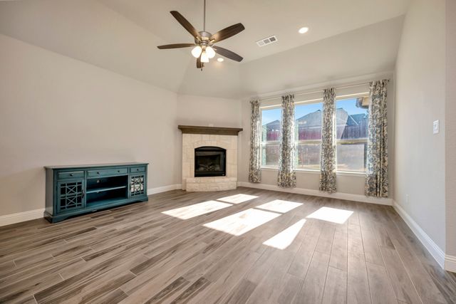 9820 Surveyor Road, Little Elm, TX 75068