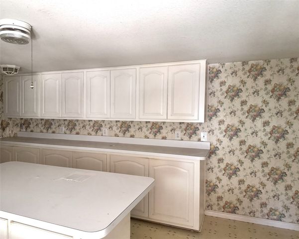 508 Lilac Drive, Granbury, TX 76049