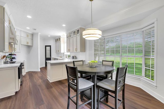 15415 Skyhawk Lane, Beach City, TX 77523