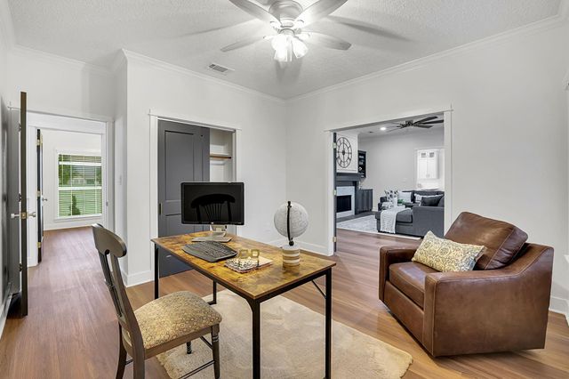 15415 Skyhawk Lane, Beach City, TX 77523