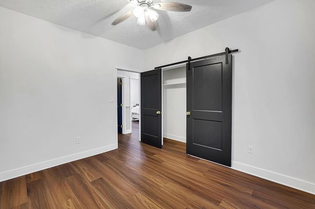 15415 Skyhawk Lane, Beach City, TX 77523