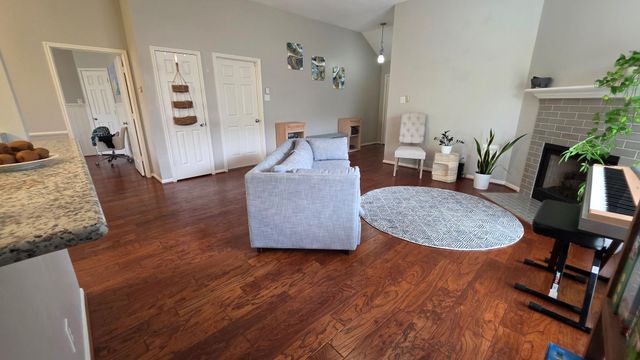 7207 Brockington Drive, Katy, TX 77494