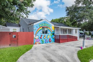 24 Sycamore Avenue, Charleston, SC 29407