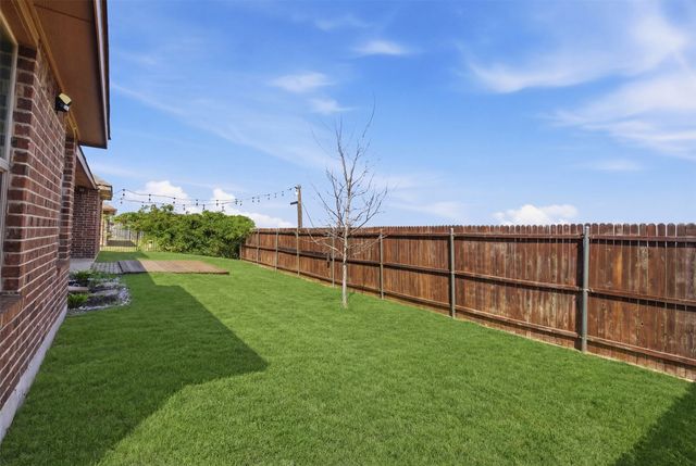 717 Long Prairie Drive, Royse City, TX 75189