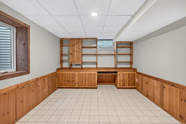 18212 Ginavale Lane, Eden Prairie, MN 55346