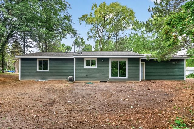 18212 Ginavale Lane, Eden Prairie, MN 55346