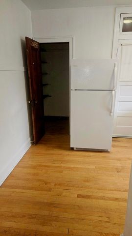 2454 N Kilpatrick Avenue 1A, Chicago, IL 60639
