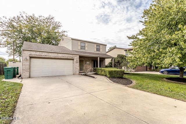 546 Bruns Drive, Rossford, OH 43460